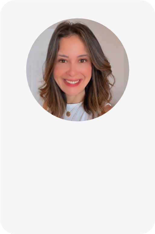 Diretora ADM <br><font size="4">& Gestão de Pessoas</font>